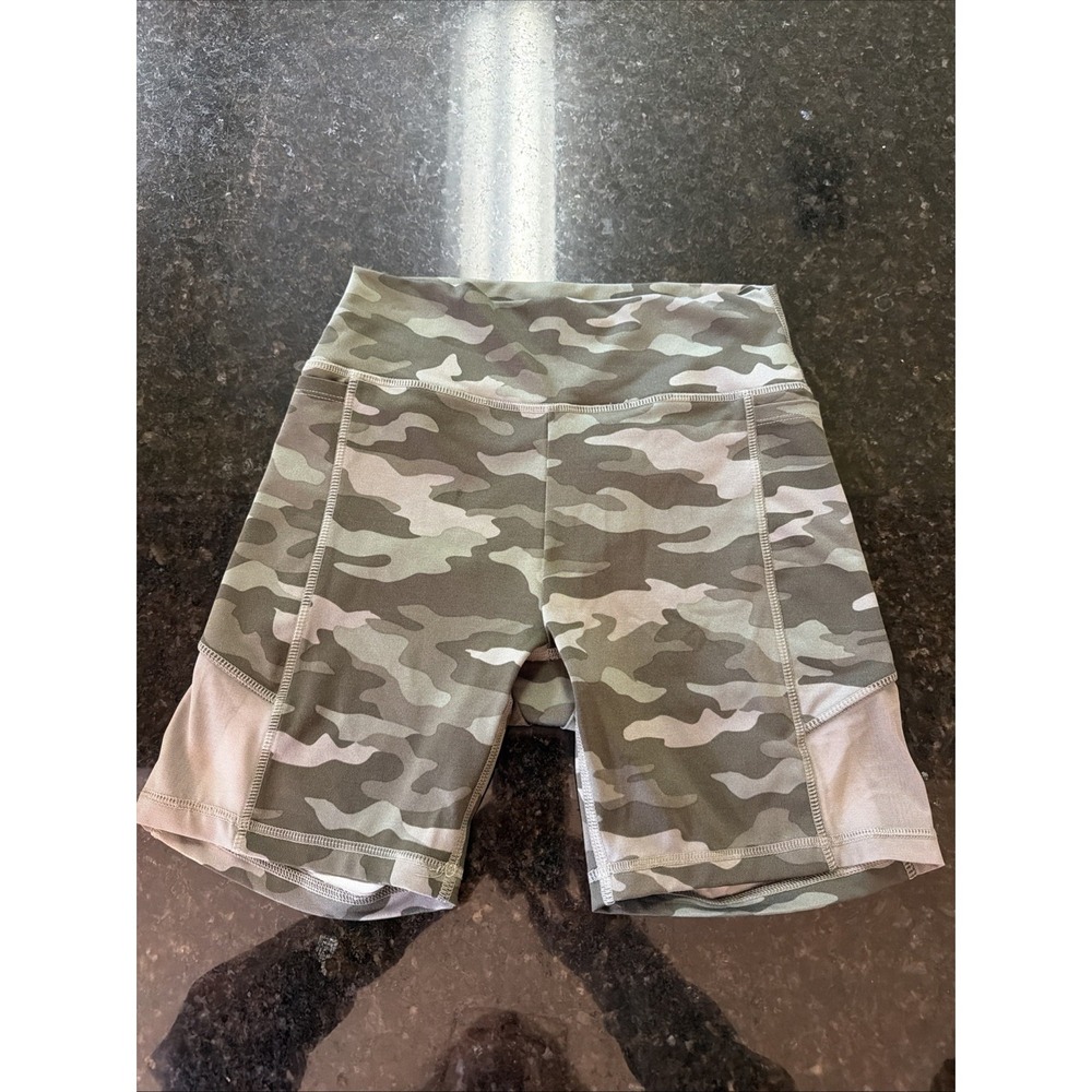 Victoria Secret PINK Ultimate Camouflage Athletic Yoga Biker Shorts Pockets Sz S